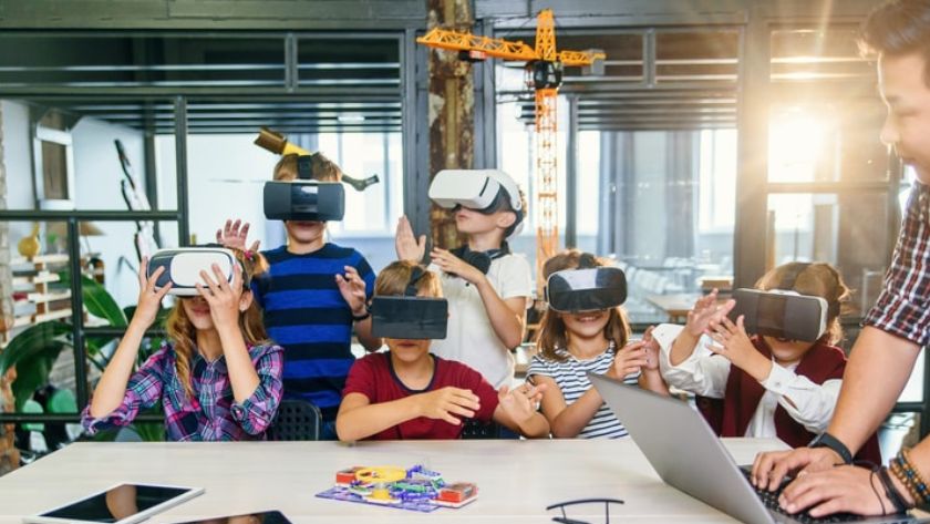 Ứng dụng thực tế của Metaverse Ứng dụng thực tế của Metaverse