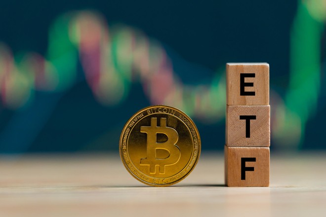 Giá Bitcoin hôm nay giảm về quanh 87.000 USD, áp lực từ dòng vốn ETF rút ròng